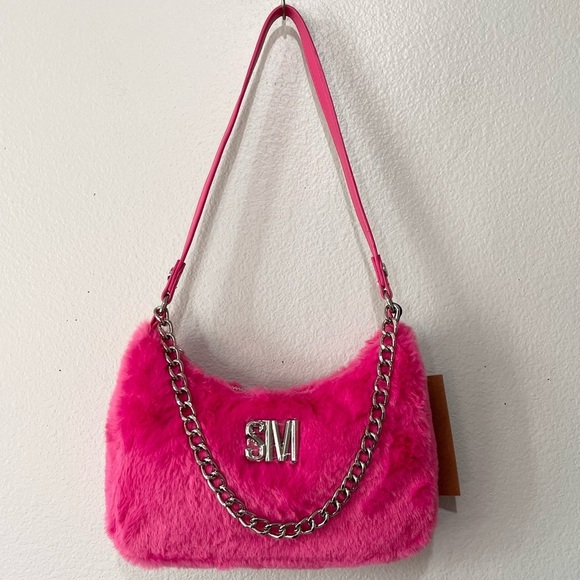 STEVE MADDEN- NWT Hot Pink Fur Shoulder Bag with Chain Detail - Picture 1 of 10